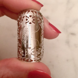 Albho : a Suleko Winter fragrance locked in a Porcelain Sculpture-Bottle